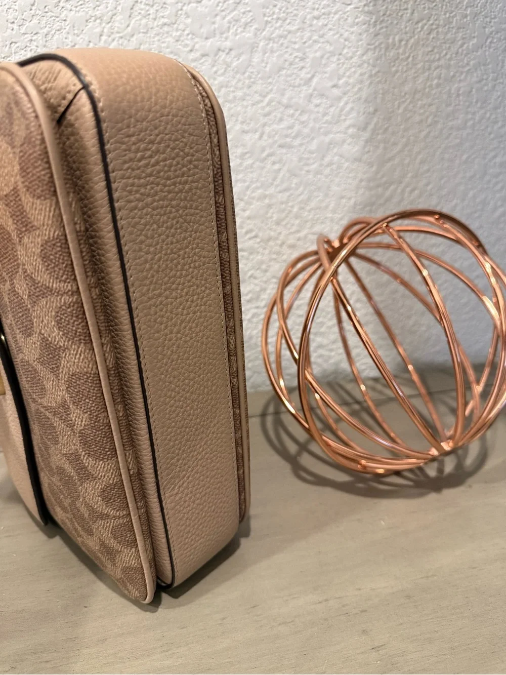 🤍 🤍 COACH Cassie Crossbody Signature Canvas Bag - Tan Taupe